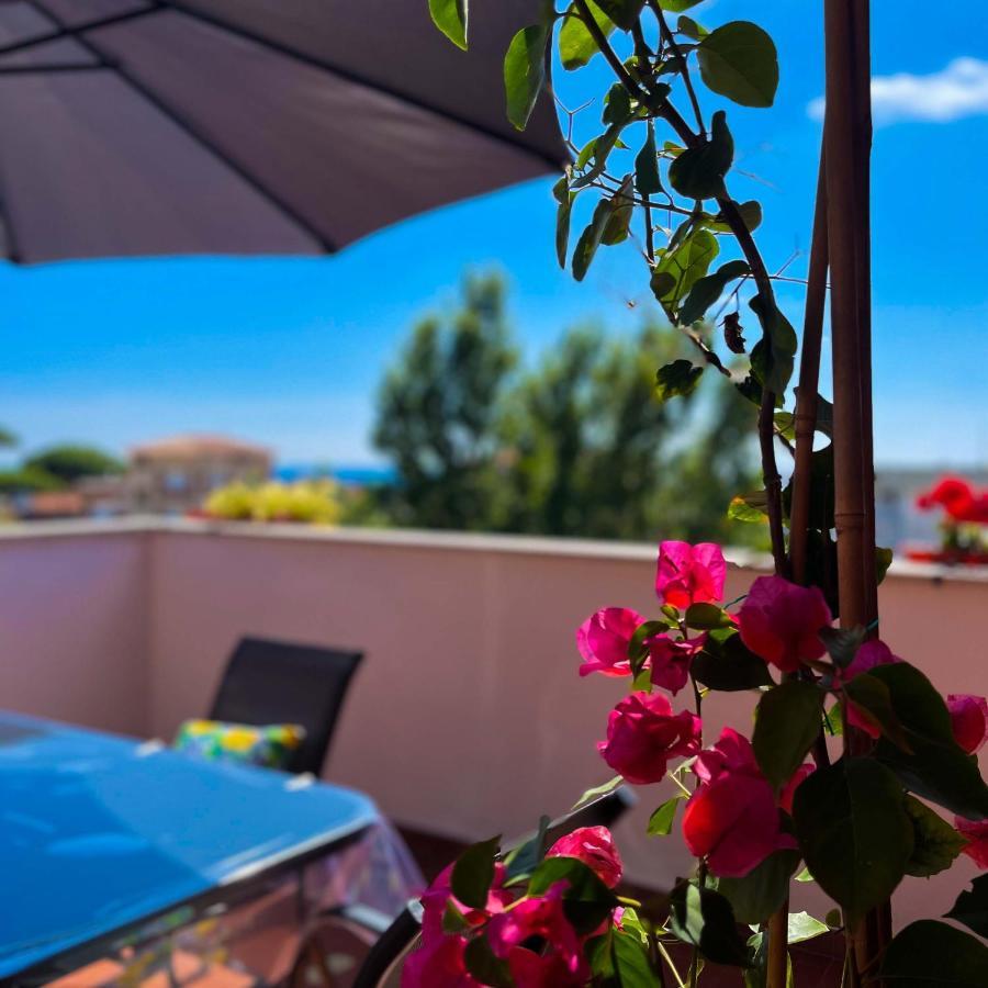 Kesya Seaview Apartment - Attico - 50Mt Dal Mare Anzio Buitenkant foto