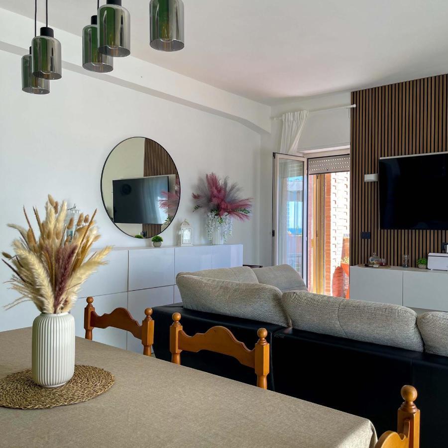 Kesya Seaview Apartment - Attico - 50Mt Dal Mare Anzio Buitenkant foto