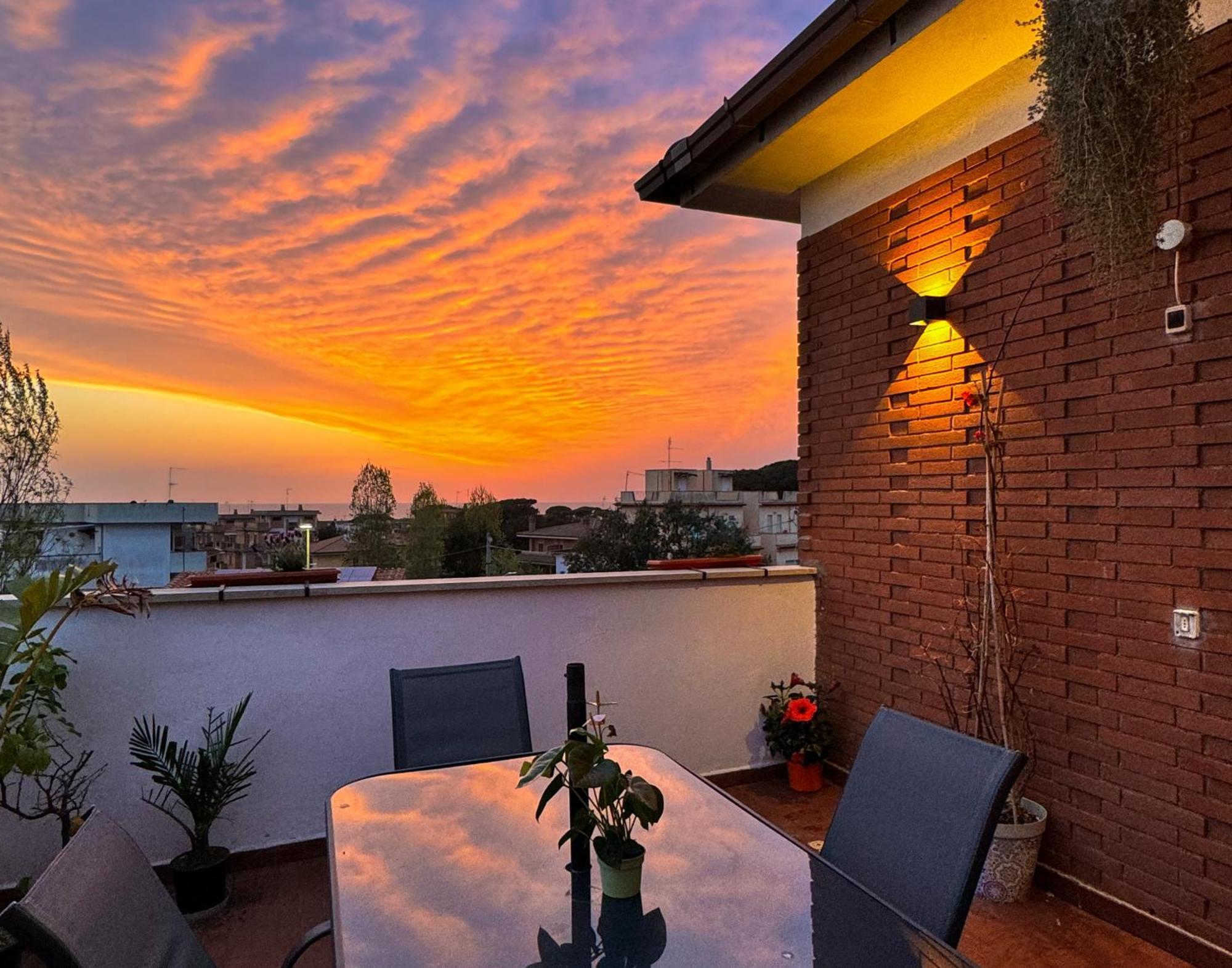 Kesya Seaview Apartment - Attico - 50Mt Dal Mare Anzio Buitenkant foto